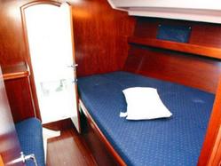 Beneteau forward cabin